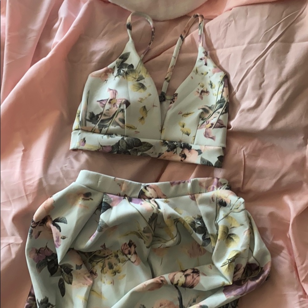 Floral crop top midi co-ord set worn once!